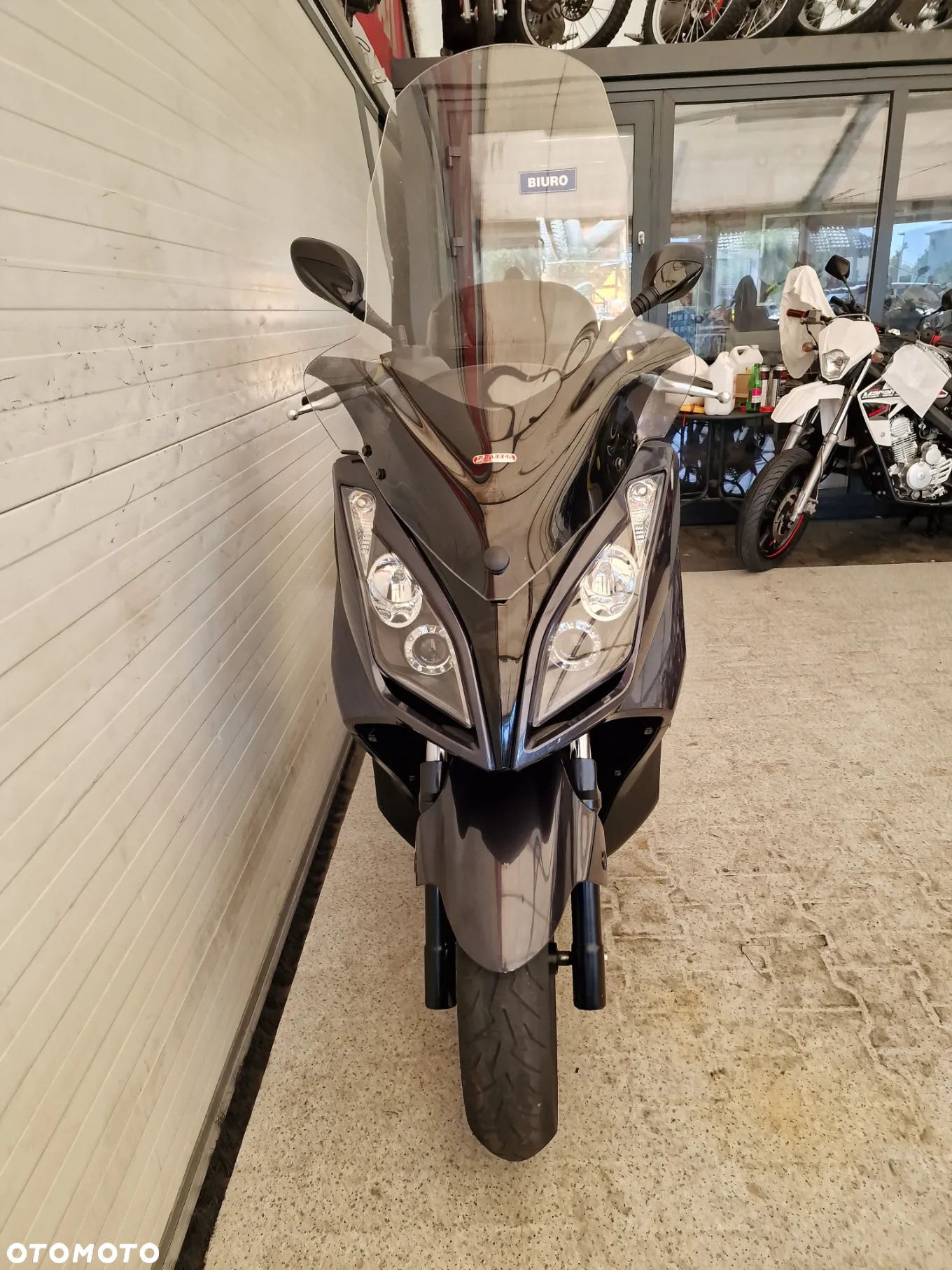 Kymco Downtown - 10
