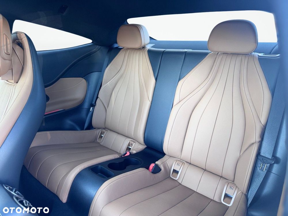 Mercedes-Benz CLE - 13