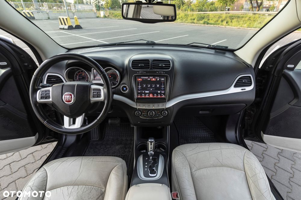 Fiat Freemont 3.6 V6 Lounge - 37