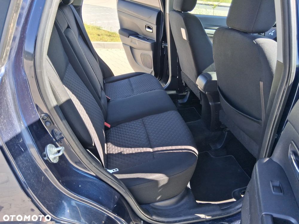 Mitsubishi ASX 1.8 DID Instyle 4WD AS&G - 8
