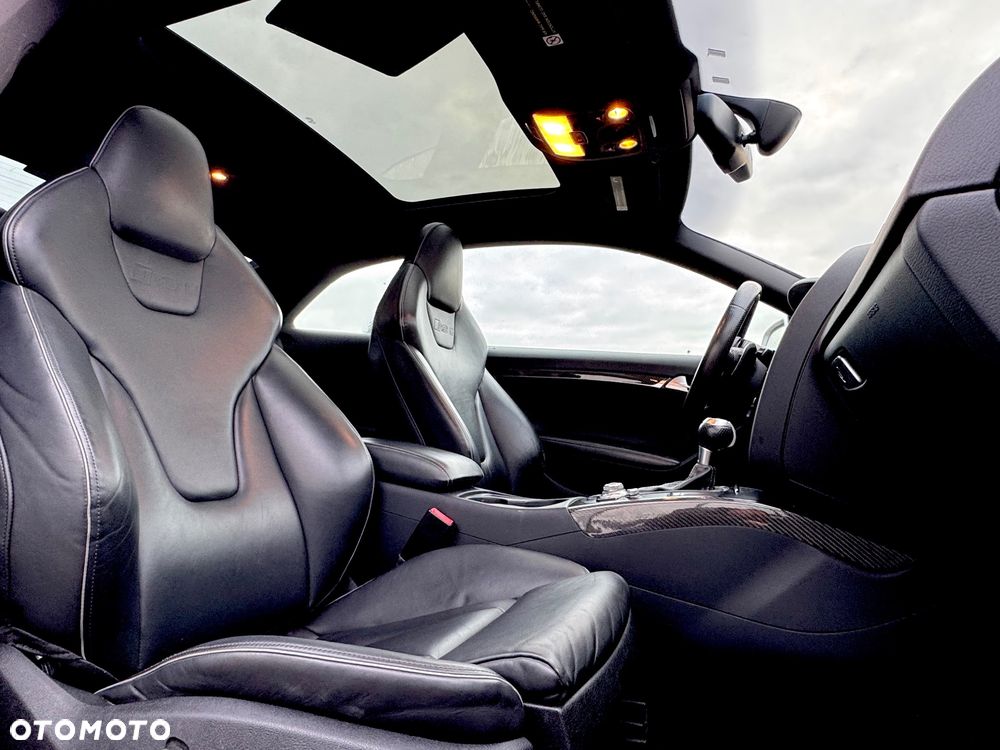 Audi RS5 Coupé S tronic - 28