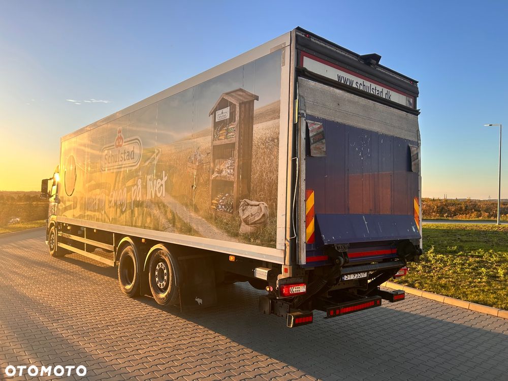 Volvo FM330 - 9