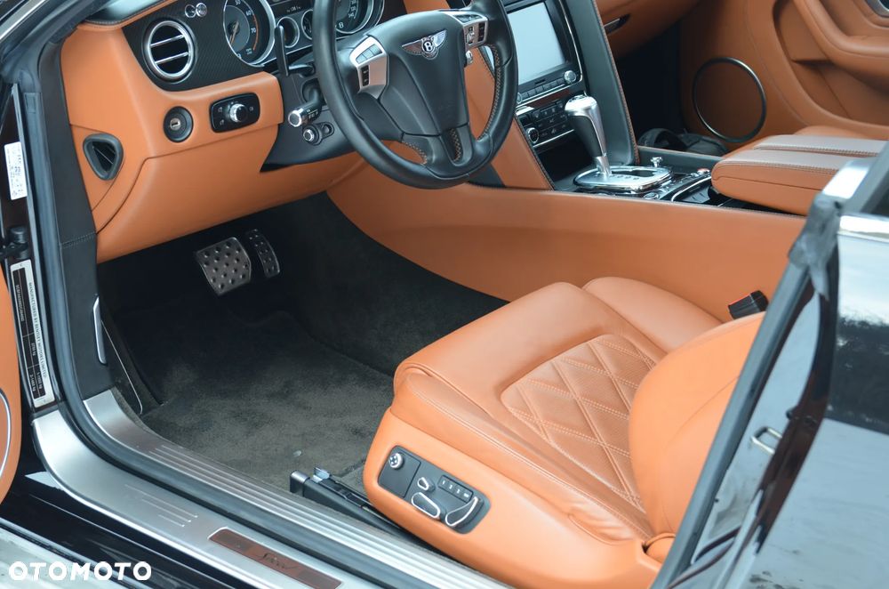 Bentley Continental GT Speed - 25