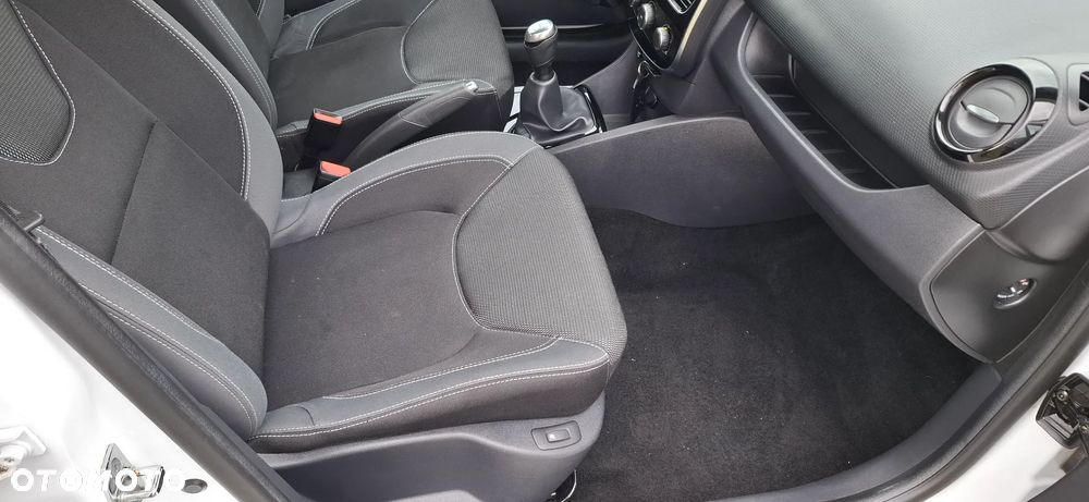 Renault Clio (Energy) dCi 90 Bose Edition - 10