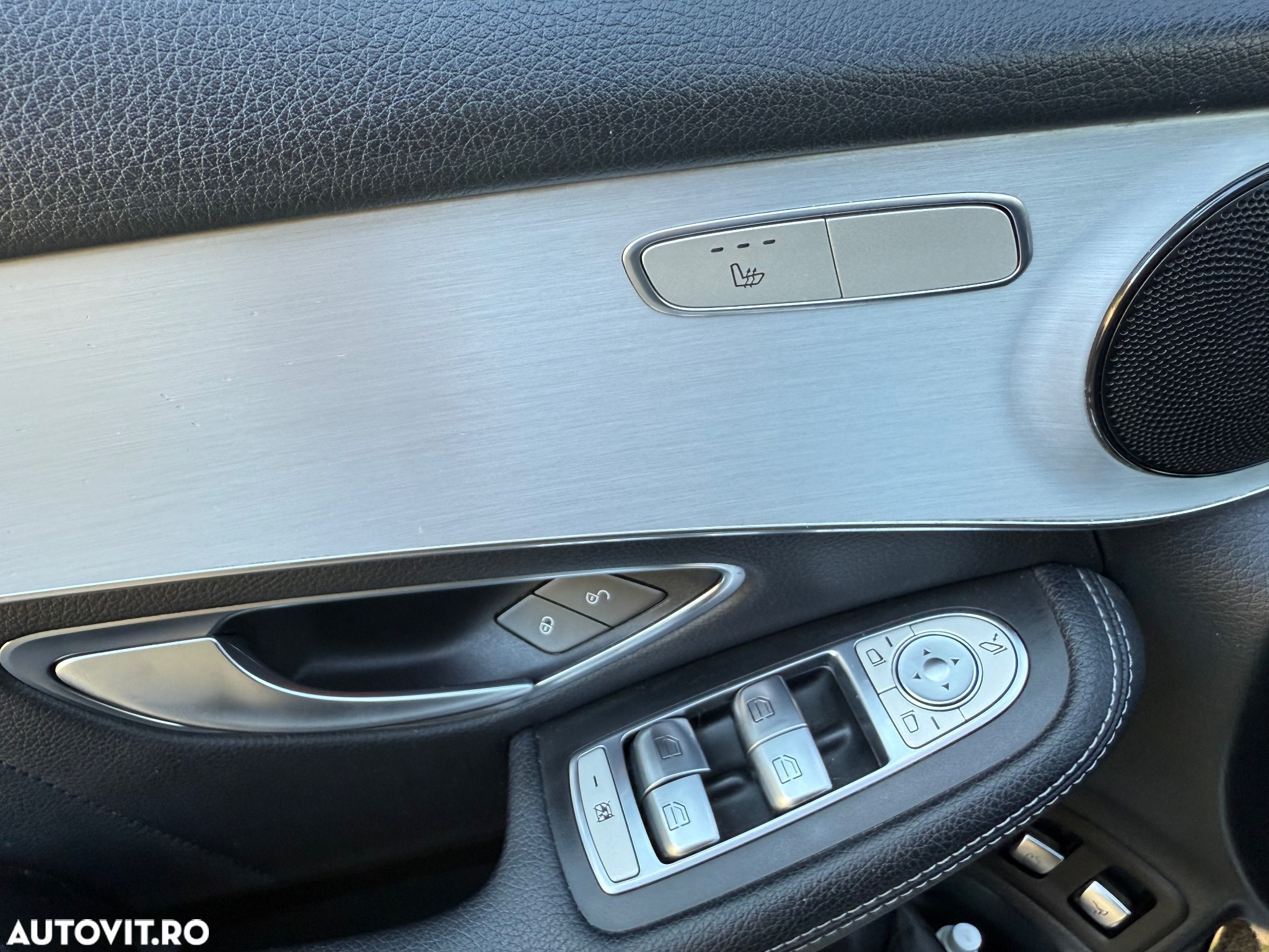 Mercedes-Benz GLC 250 d 4MATIC - 38