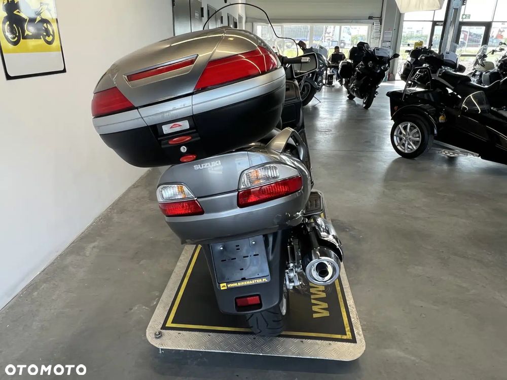 Suzuki Burgman - 28