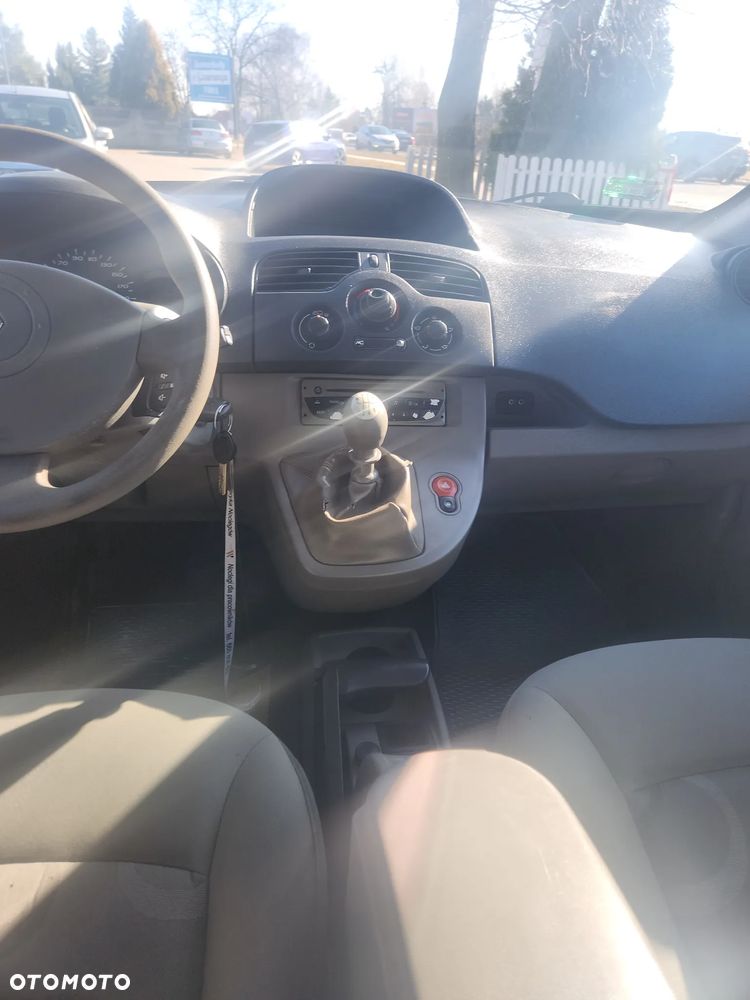 Renault Kangoo 1.5 dCi Helios - 6