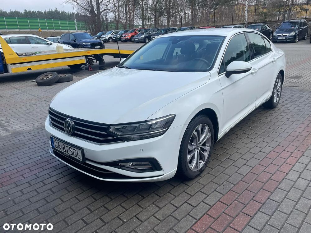 Volkswagen Passat 1.5 TSI EVO Highline DSG - 1
