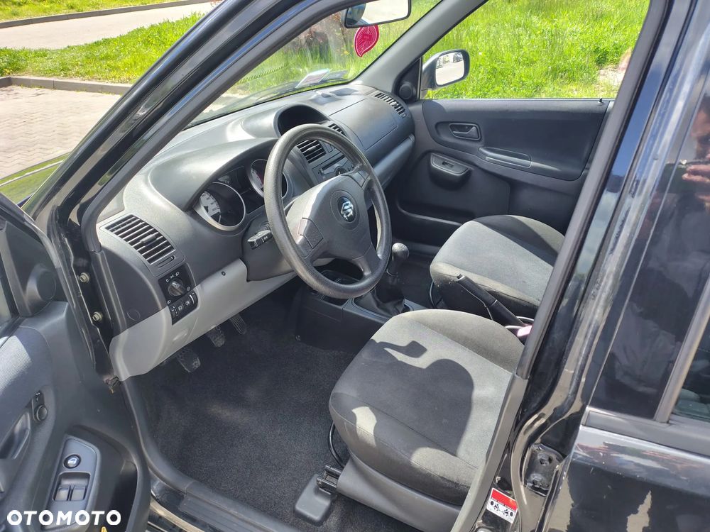Suzuki Ignis - 19
