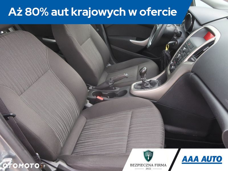 Opel Astra - 10
