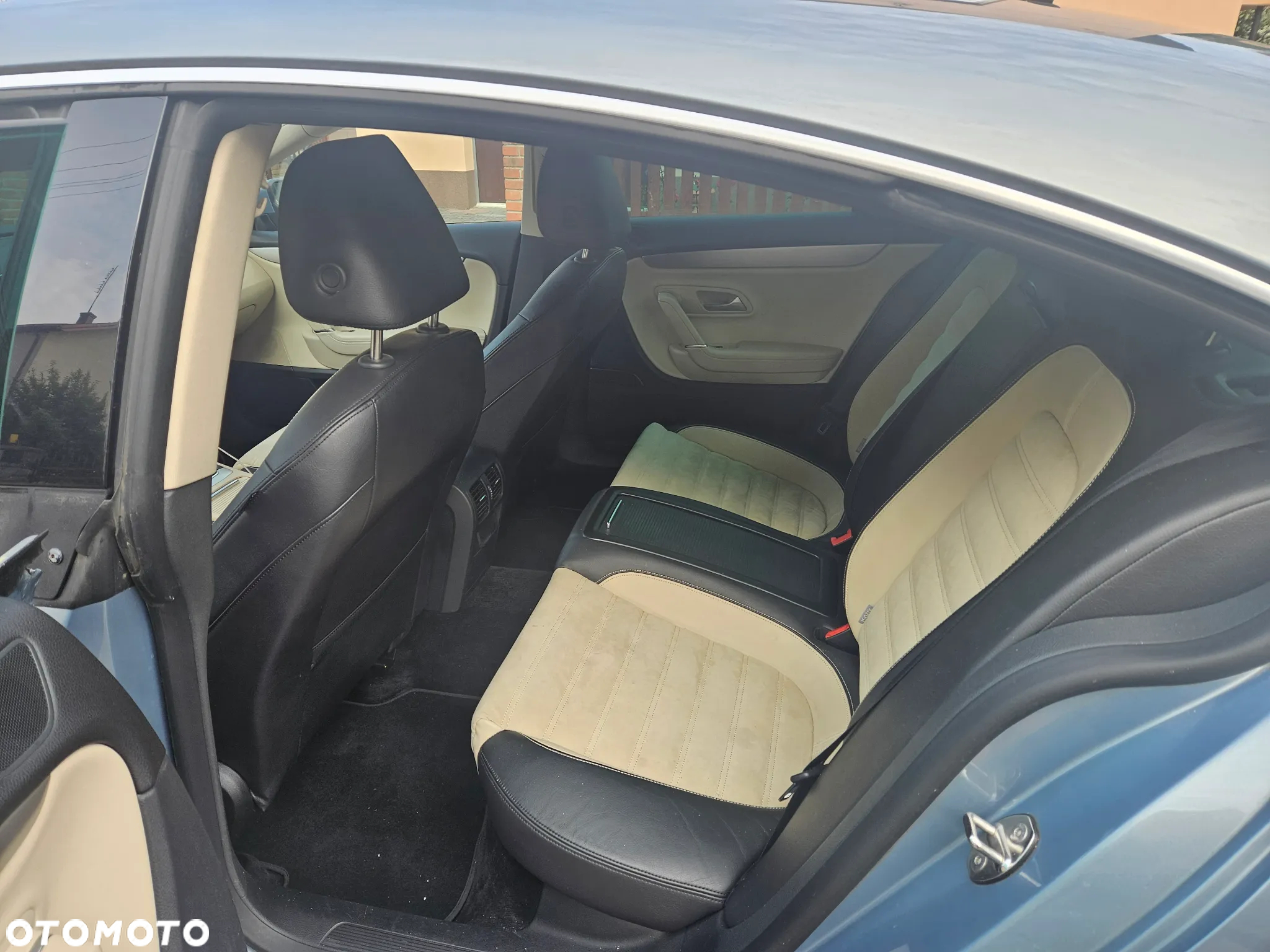 Volkswagen Passat CC 2.0 TDI BlueMotion Technology Exclusive - 20