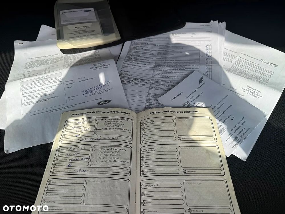 Ford Mondeo 1.6 TDCi ECOnetic Titanium - 24