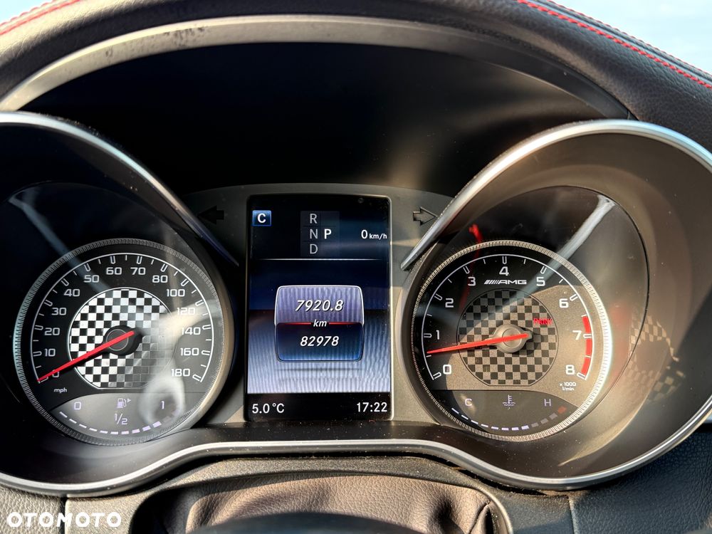 Mercedes-Benz Klasa C AMG 43 4-Matic - 21