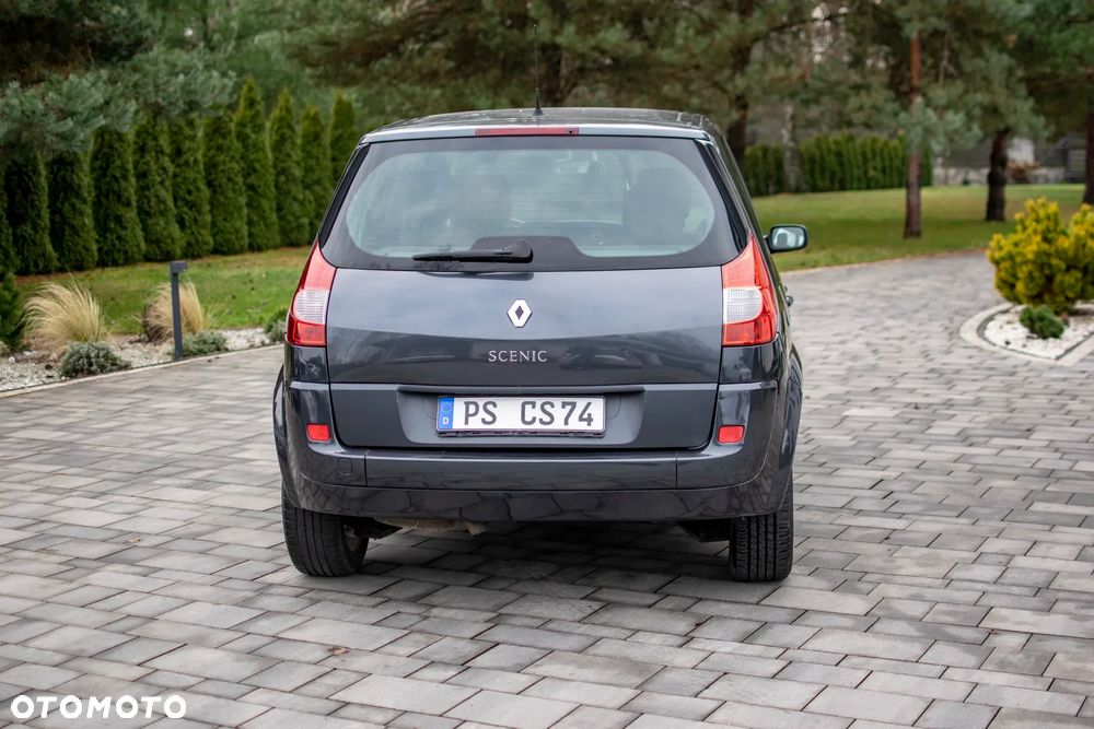 Renault Scenic - 25