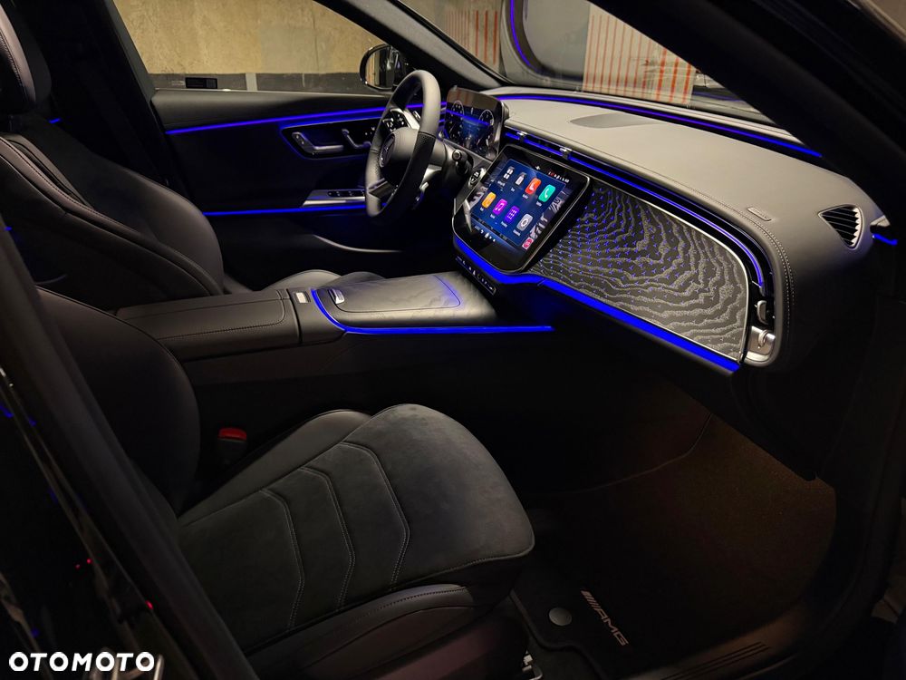 Mercedes-Benz Klasa E 220 d 4-Matic AMG - 25