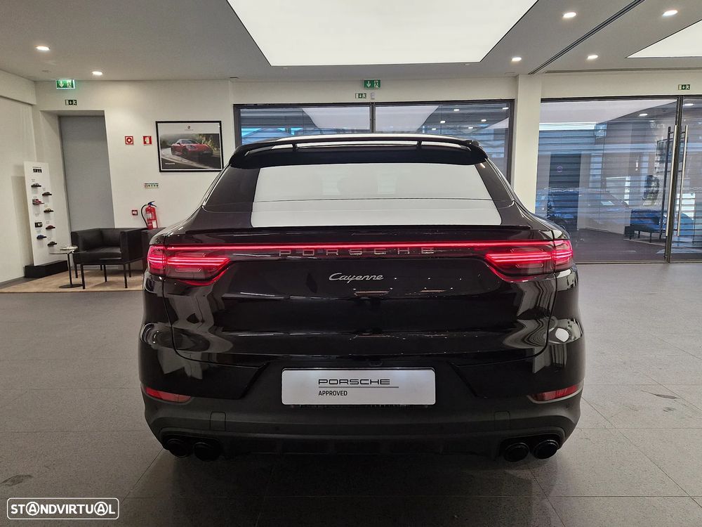 Porsche Cayenne Coupé E-Hybrid - 5
