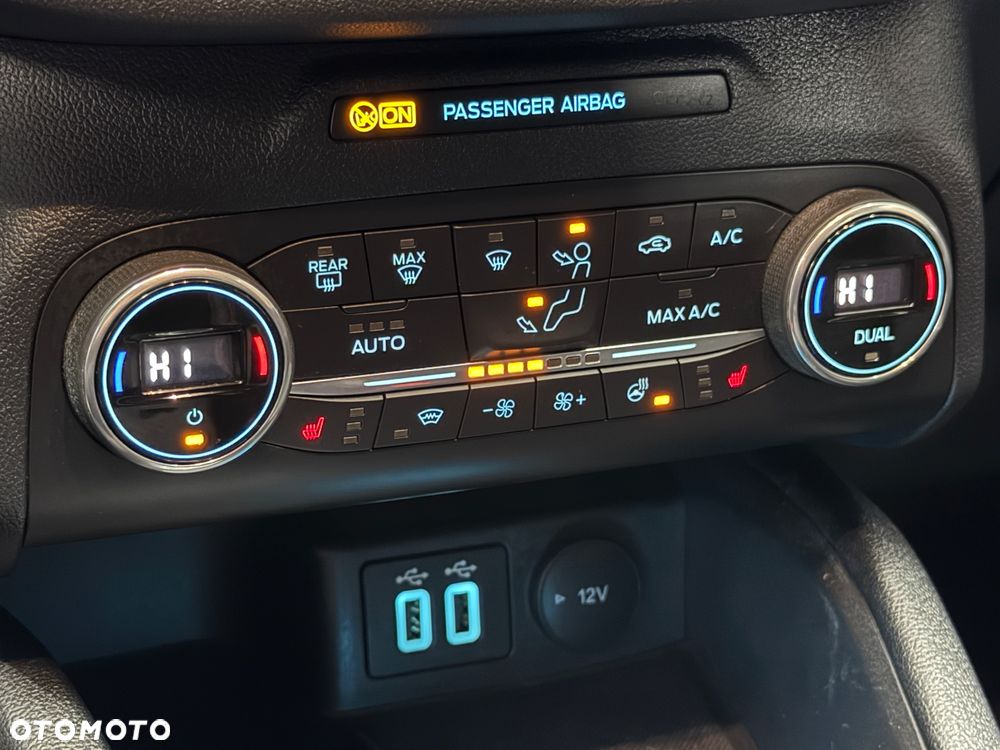 Ford Kuga 2.5 Duratec PHEV ST-LINE - 33