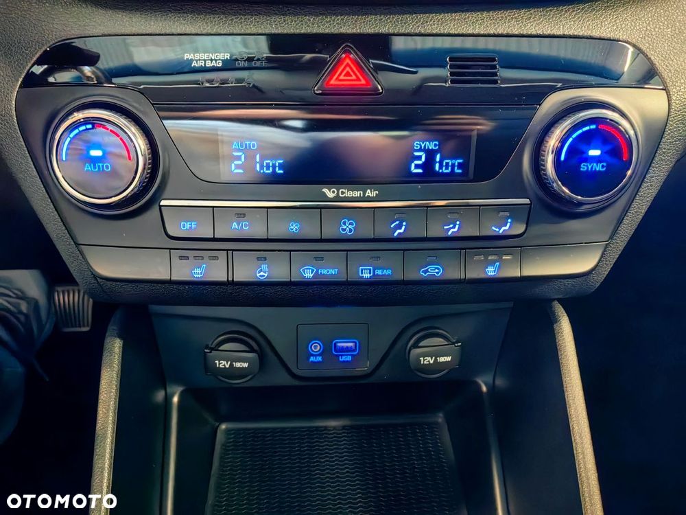 Hyundai Tucson blue 1.7 CRDi 2WD Passion Plus - 12