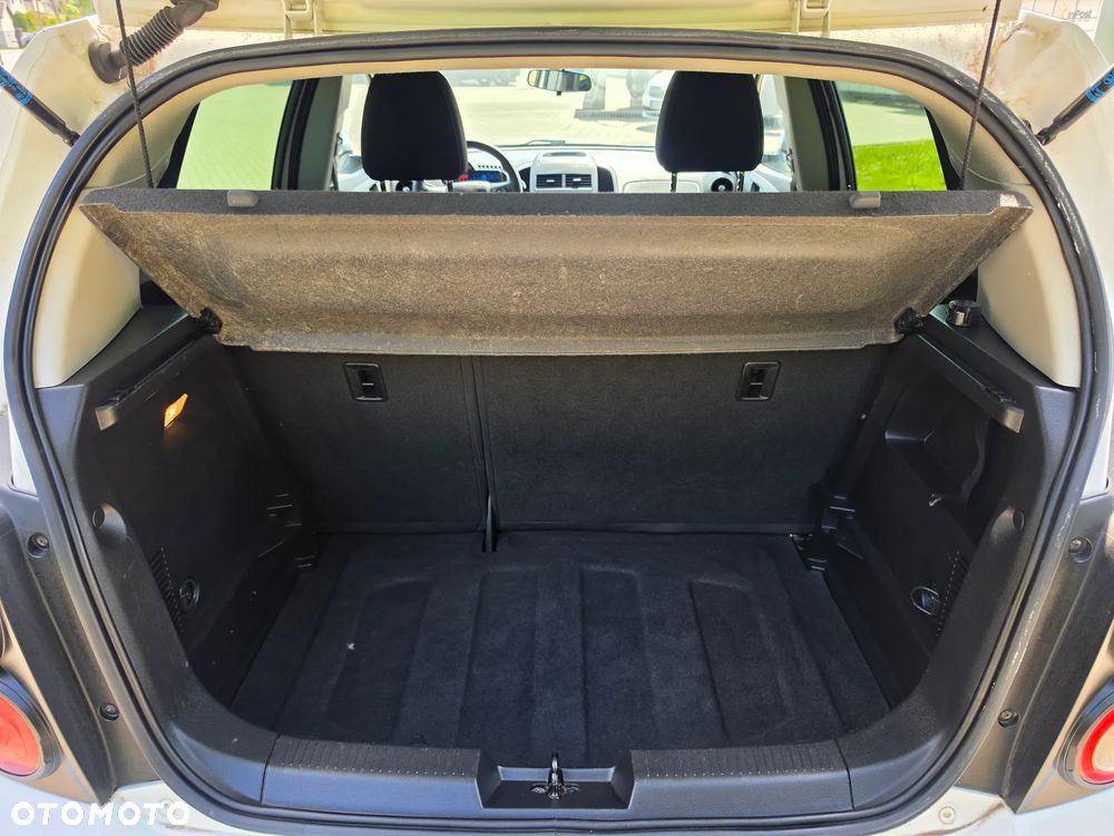 Chevrolet Aveo 1.2 LS - 26