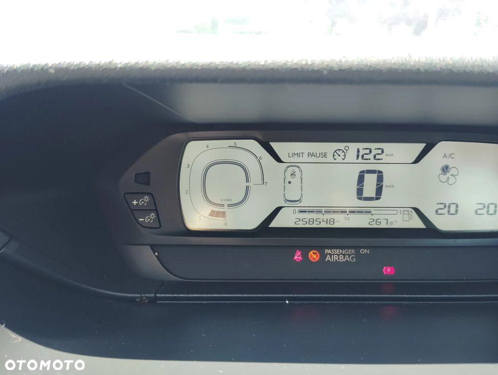 Citroën C4 Picasso 1.6 e-HDi Attraction - 6