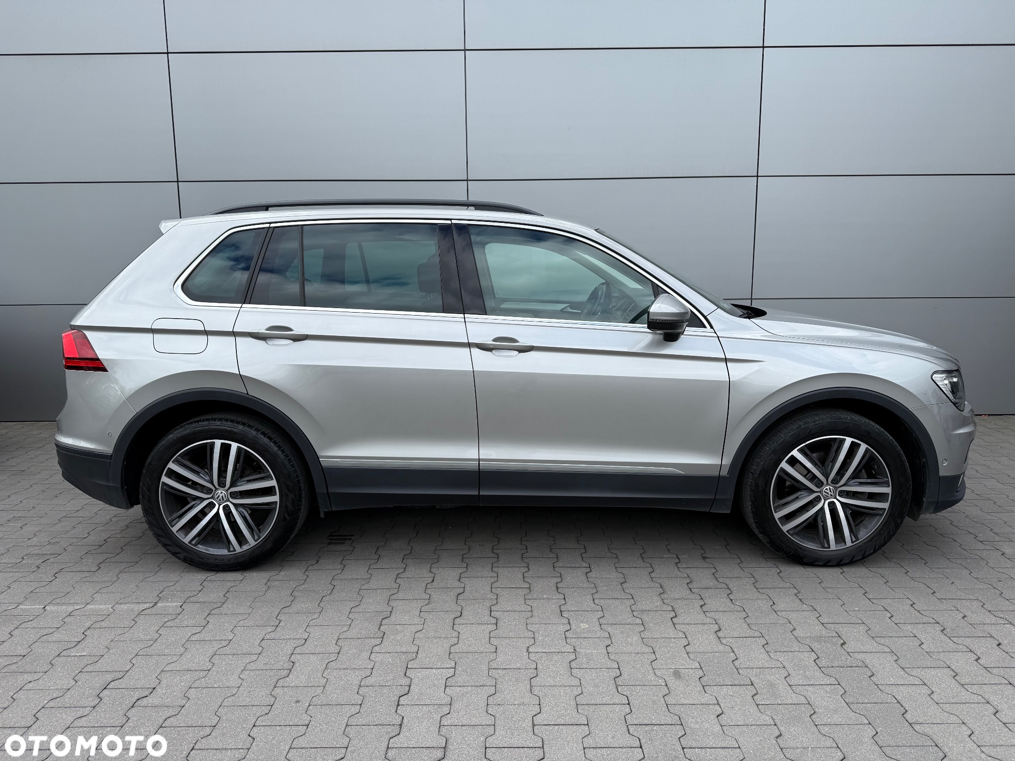 Volkswagen Tiguan 2.0 TSI 4Mot Comfortline DSG - 5