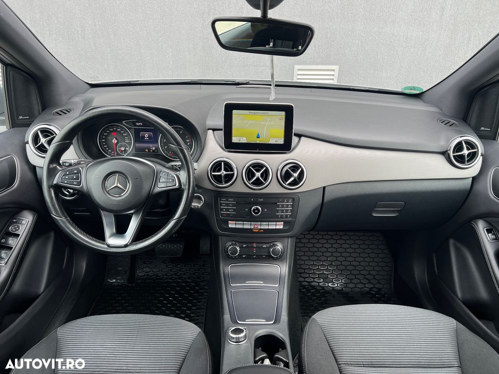 Mercedes-Benz B 180 BlueEfficiency 7G-DCT - 7