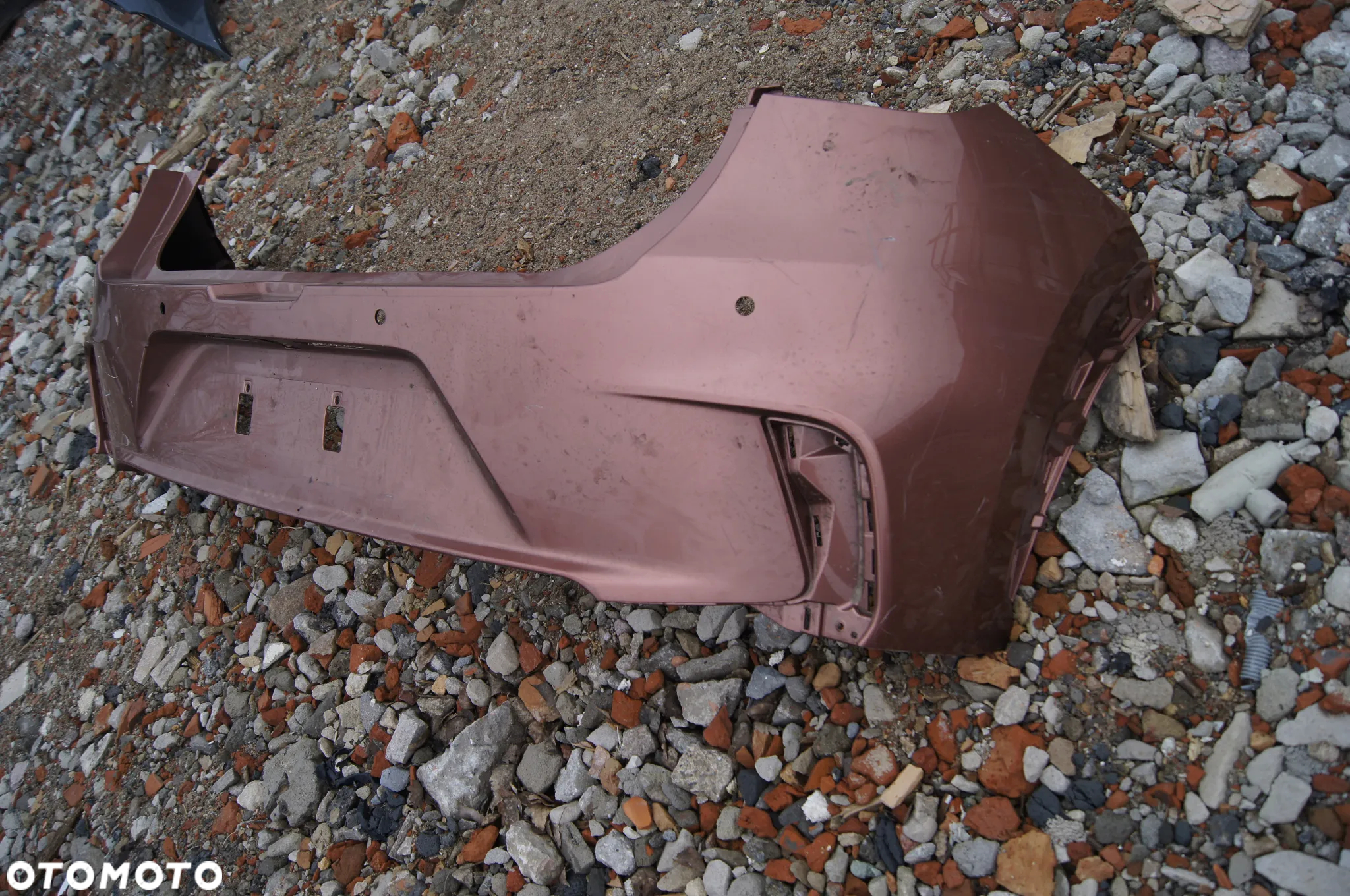 Zderzak tył tylny LEXUS LBX 2023- - 2