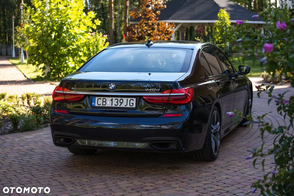 BMW Seria 7 - 5