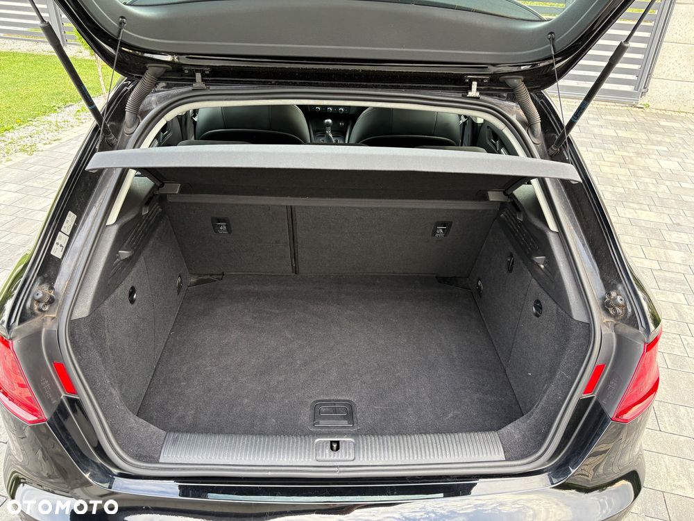 Audi A3 Sportback 1.4 TFSI Ambiente - 25