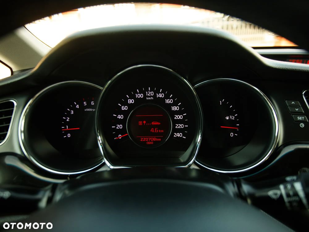 Kia Ceed 1.6 CRDi L - 19