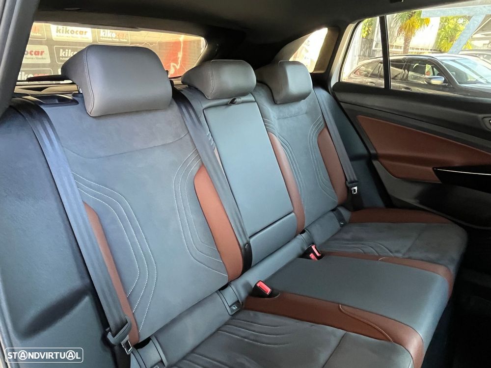 VW ID.4 77 kWh Pro Performance 1st - 52