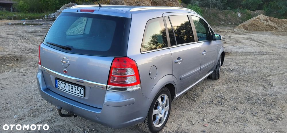 Opel Zafira 1.7 CDTI Essentia - 8