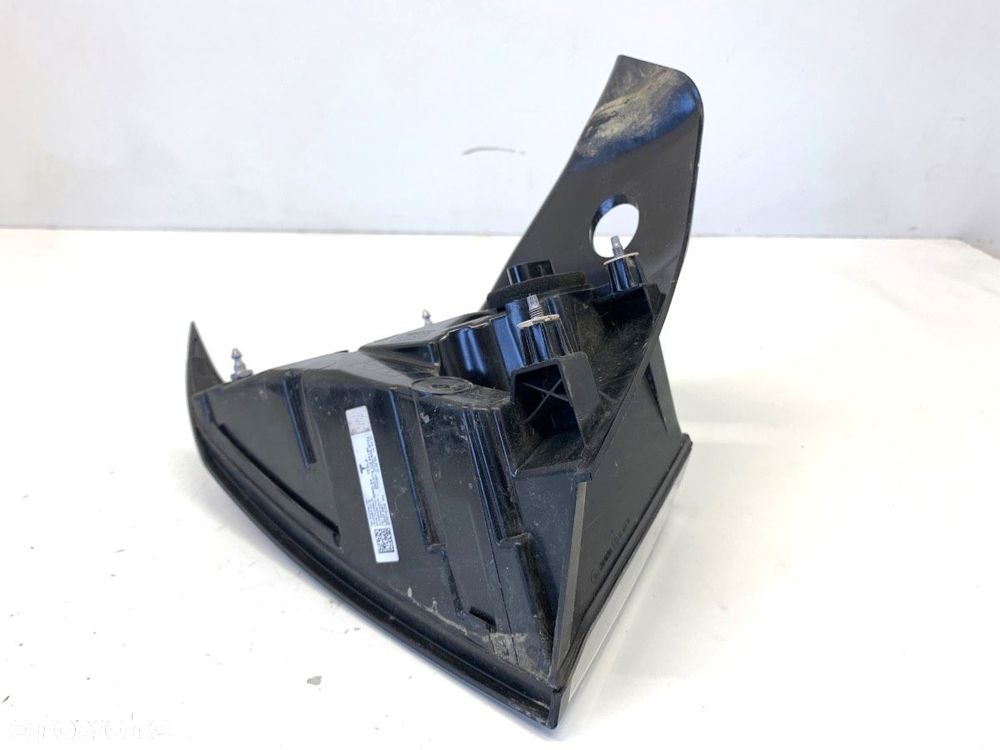 LAMPA PRAWY TYŁ  TESLA MODEL Y (5YJY) 2019 - 2022 EV 235 kW [320 KM] 1502087-00-D - 3