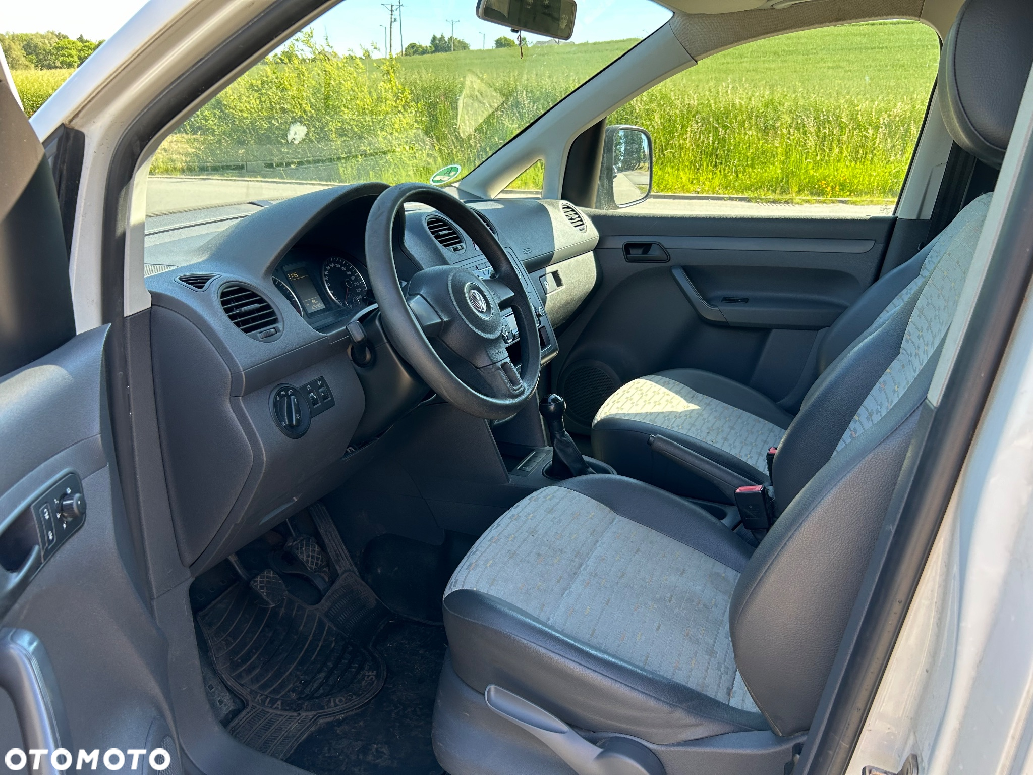 Volkswagen Caddy - 10