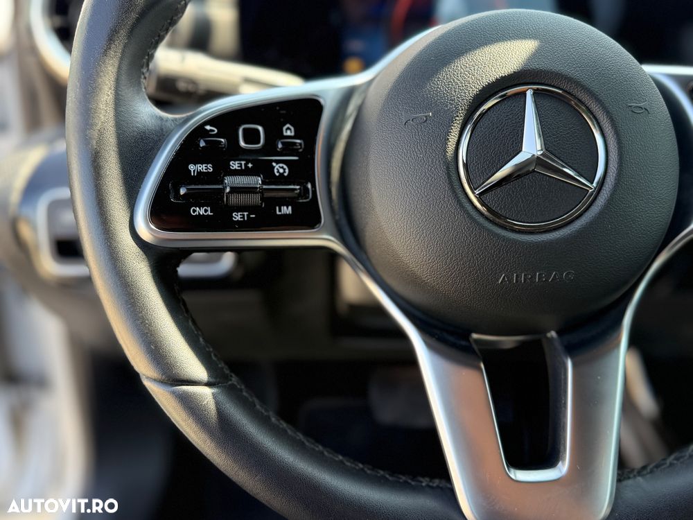 Mercedes-Benz A 200 d Sedan 8G-DCT - 6