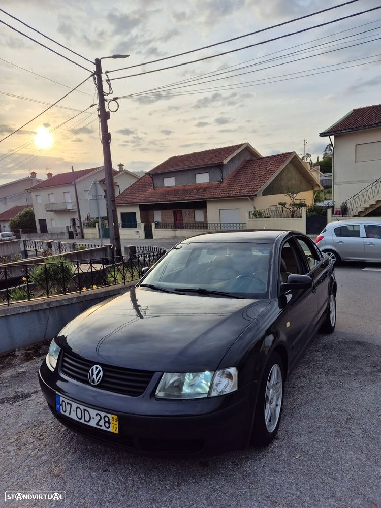 VW Passat 1.9 GL TDI - 2