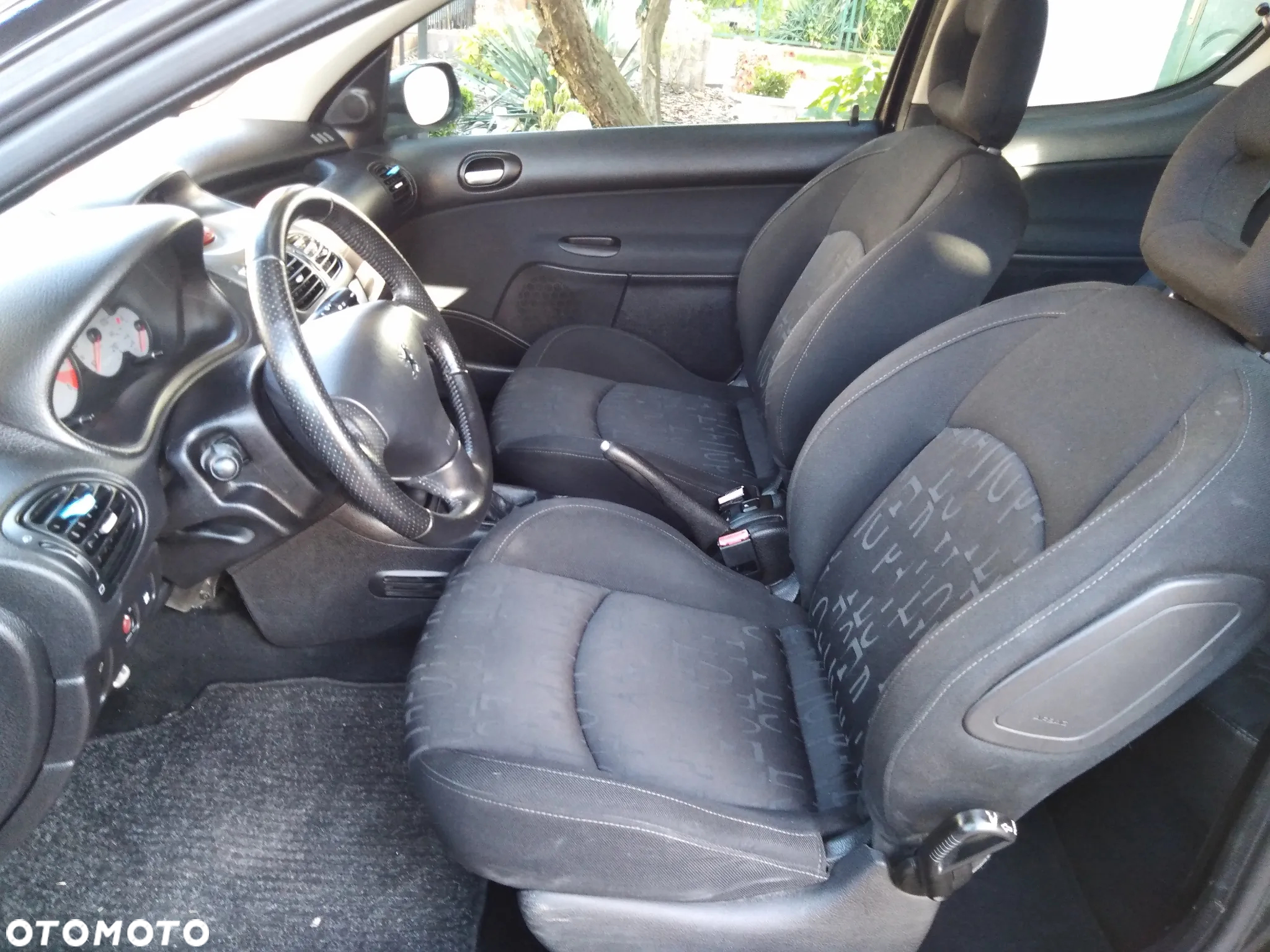 Peugeot 206 HDi 110 JBL - 13
