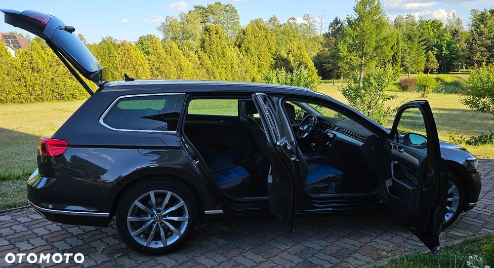 Volkswagen Passat 2.0 TDI EVO Elegance - 16