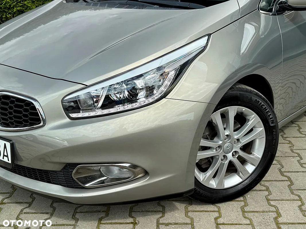 Kia Ceed Cee'd 1.4 XL - 28