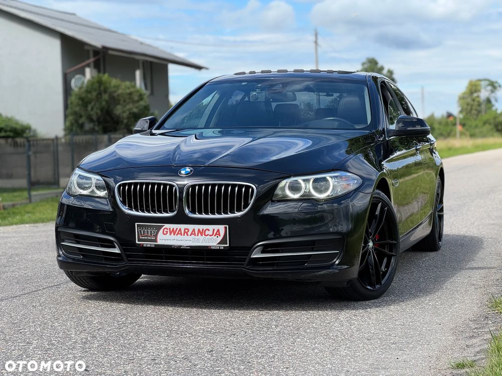 BMW Seria 5 520d Luxury Line - 11
