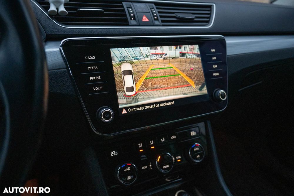 Skoda Superb 1.6 TDI DSG Style - 11