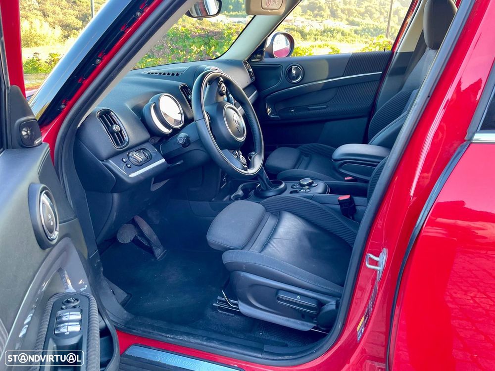 MINI Countryman Cooper SE ALL4 Auto - 14