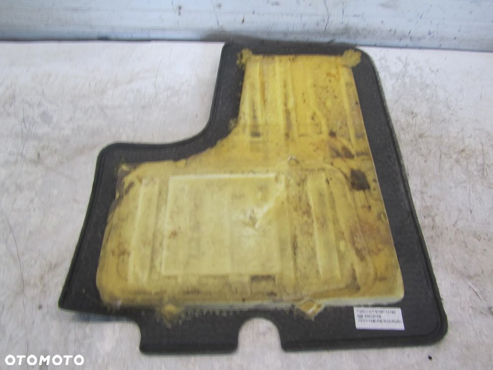 renault trafic dywan osłona na akumulator - 2