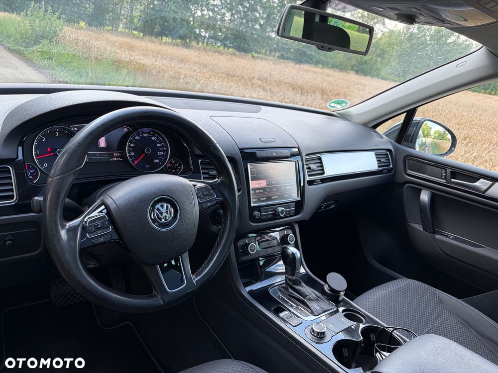 Volkswagen Touareg 3.0 V6 TDI 4XMot BMT - 10