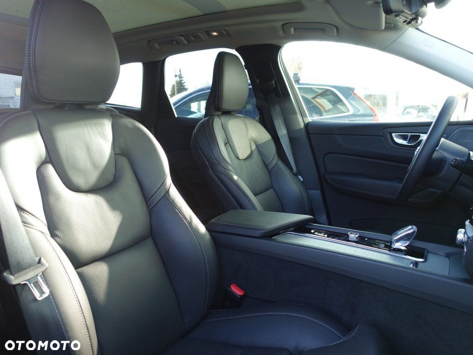 Volvo XC 60 - 33