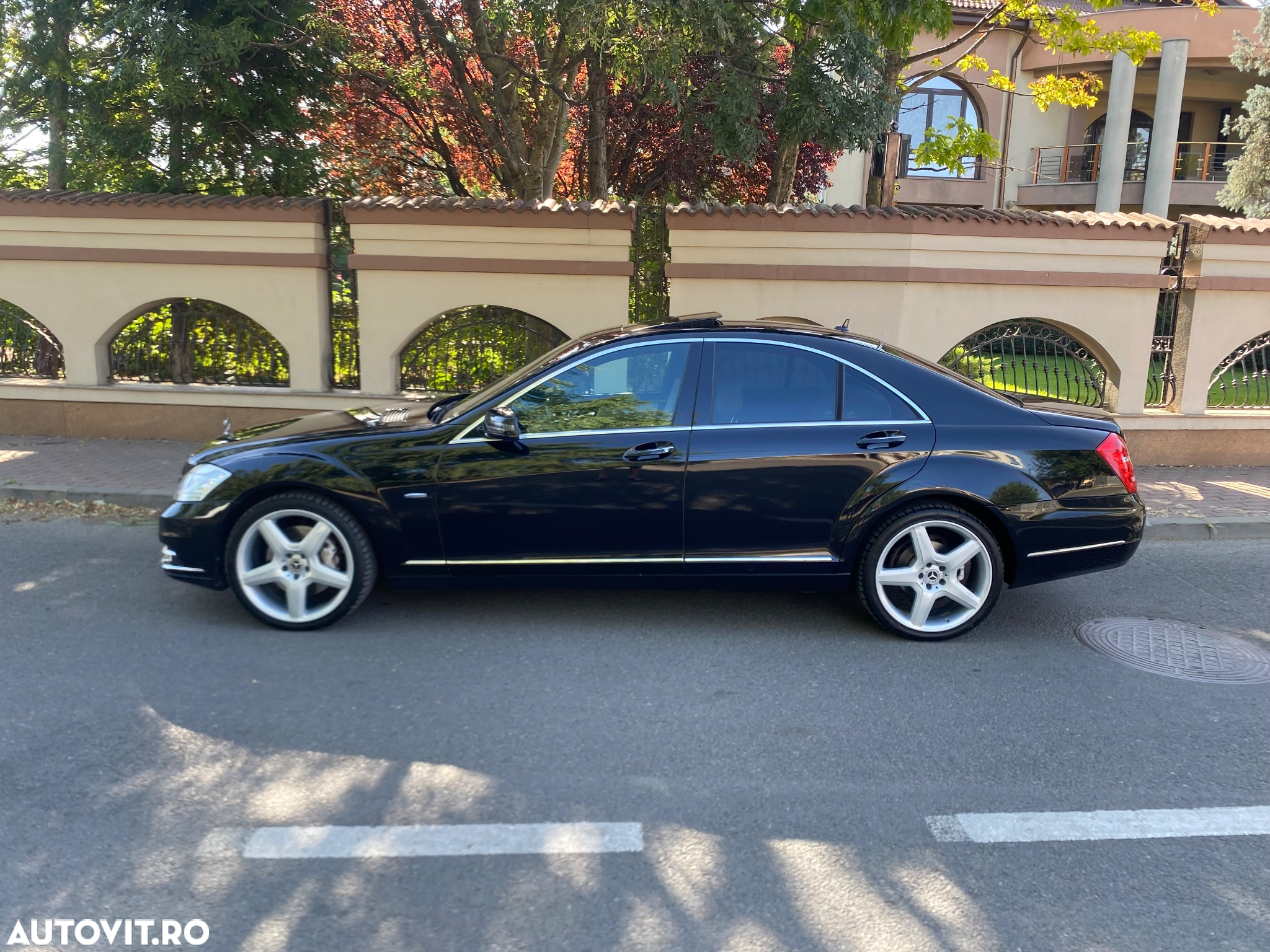 Mercedes-Benz S 350 (BlueTEC) d 4Matic 7G-TRONIC - 2