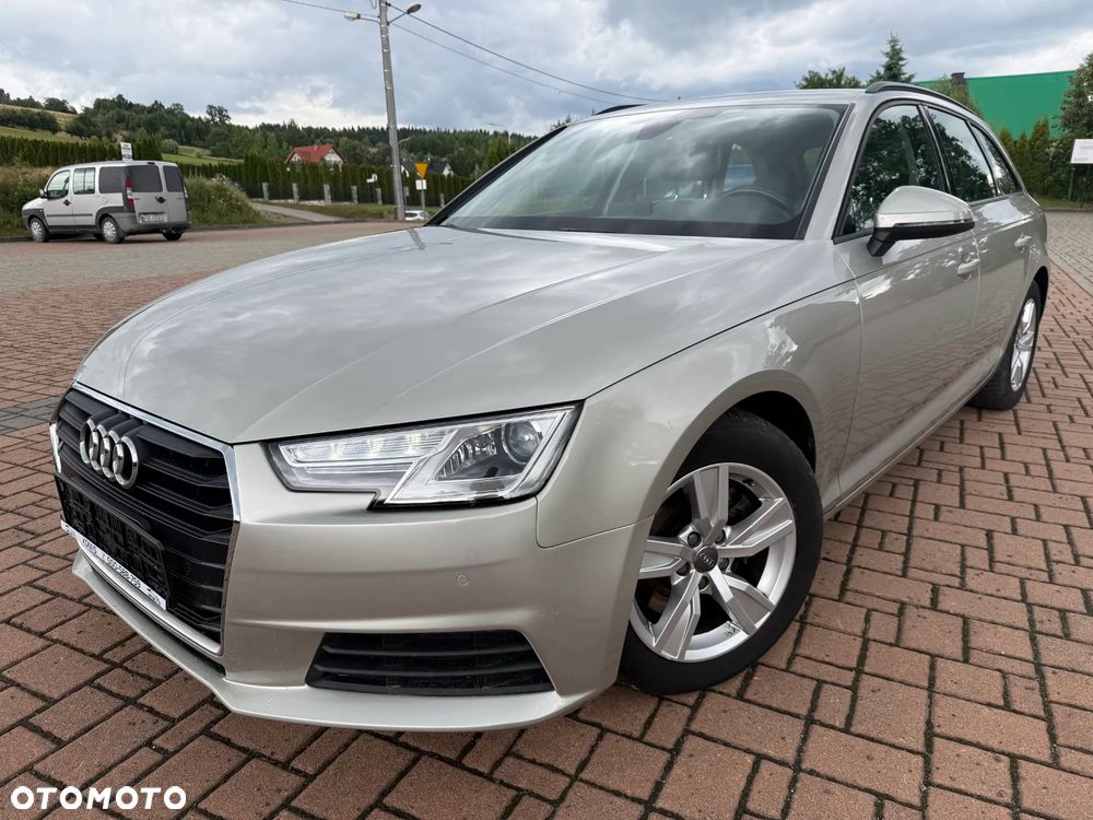 Audi A4 Avant 2.0 TDI ultra S tronic - 1