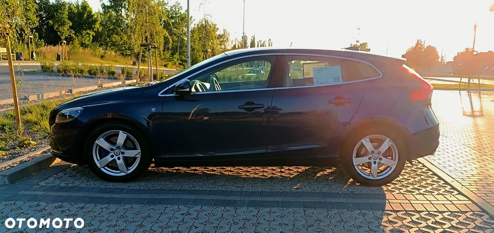 Volvo V40 D4 Ocean Race - 11