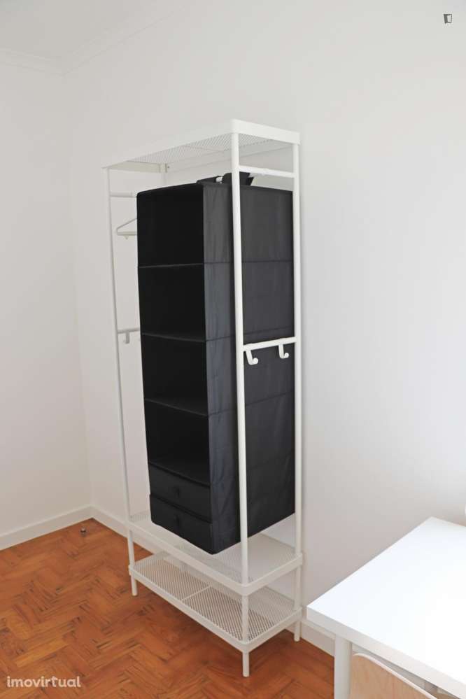 Quarto - localizado em Carcavelos Lisbon - Grande imagem: 4/23