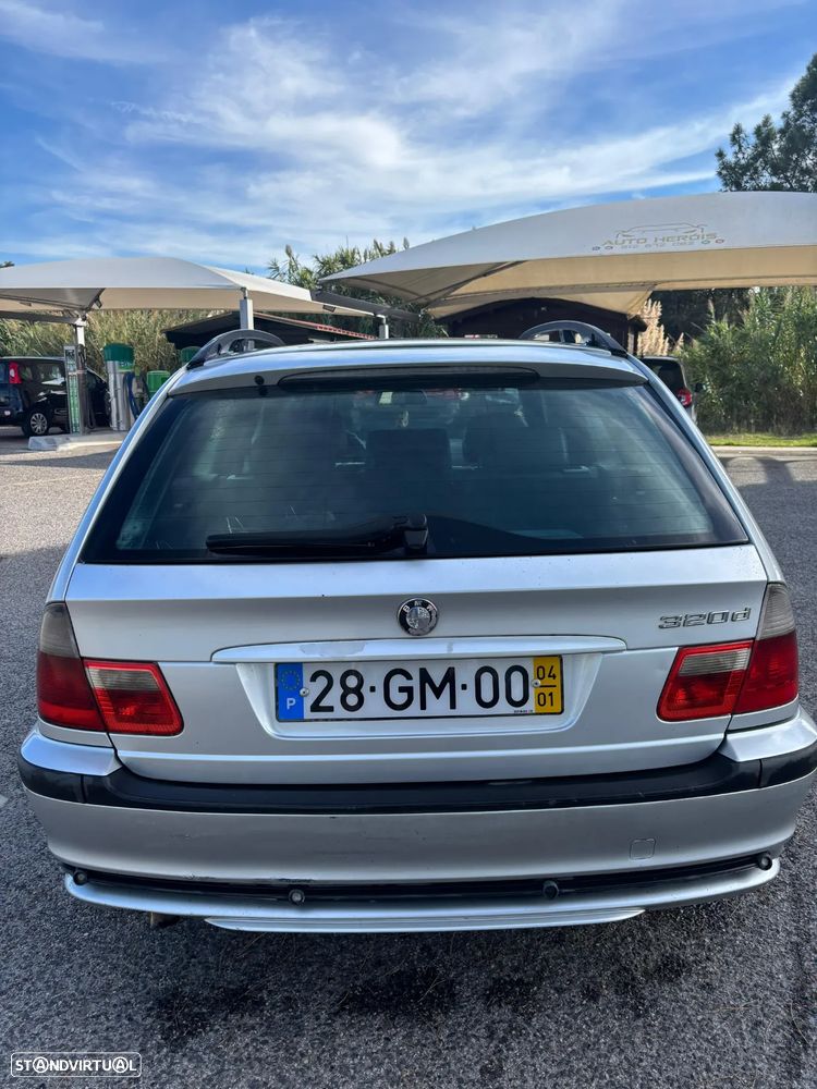 BMW 320 d Touring - 13